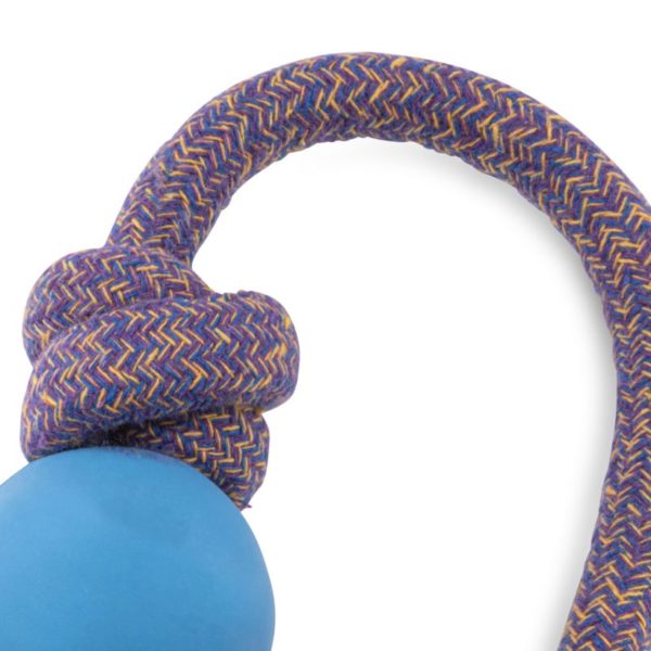 Beco Hundespielzeug Ball mit Seil Blau Nahansicht